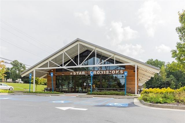 1278 Eames Green NW, Atlanta, GA 30318