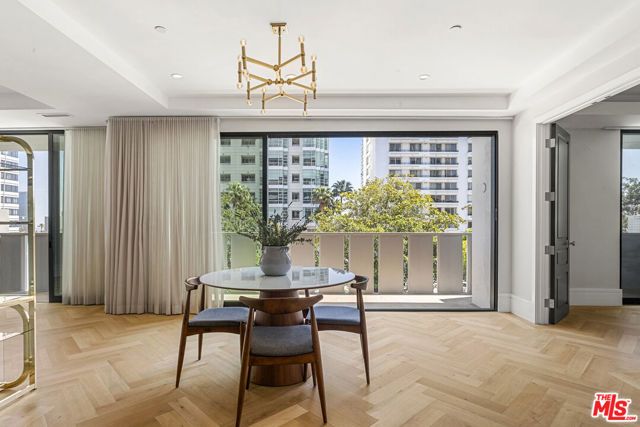 10375 Wilshire Boulevard 2F, Los Angeles, CA 90024