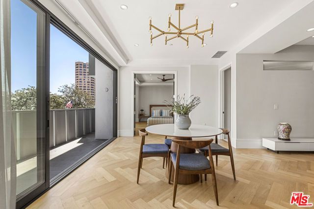 10375 Wilshire Boulevard 2F, Los Angeles, CA 90024