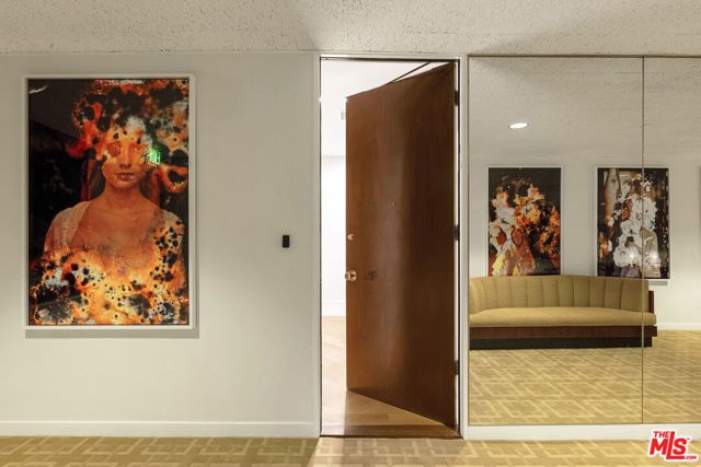 10375 Wilshire Boulevard 2F, Los Angeles, CA 90024