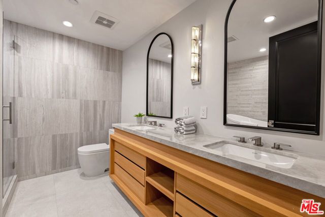 10375 Wilshire Boulevard 2F, Los Angeles, CA 90024