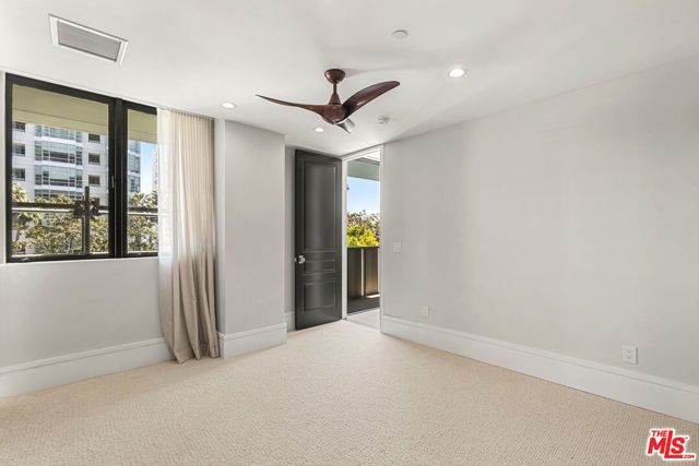 10375 Wilshire Boulevard 2F, Los Angeles, CA 90024