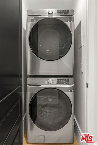 10375 Wilshire Boulevard 2F, Los Angeles, CA 90024