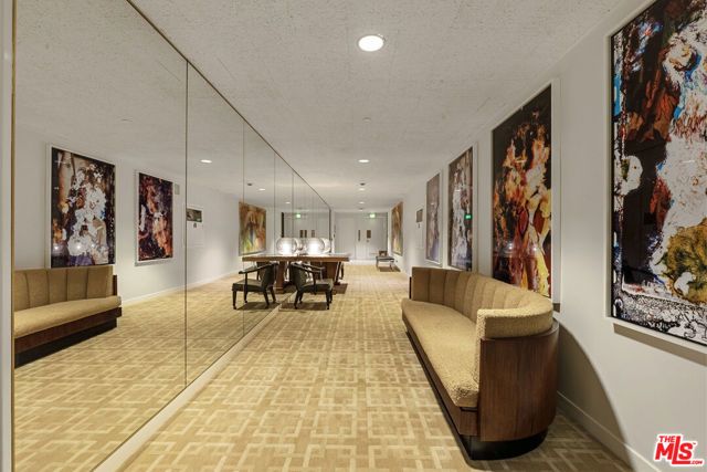 10375 Wilshire Boulevard 2F, Los Angeles, CA 90024