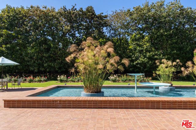 10375 Wilshire Boulevard 2F, Los Angeles, CA 90024