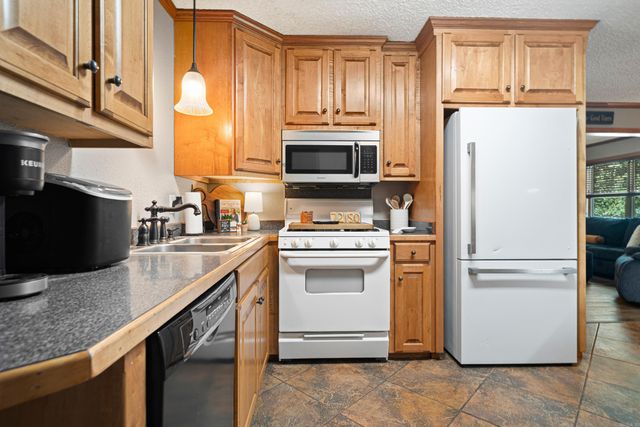 1105 S Rose, Sheridan, AR 72150