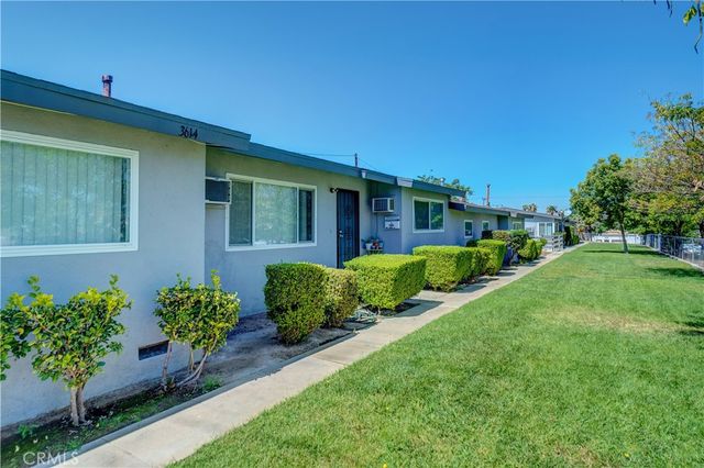 3630 Russell Street, Riverside, CA 92501