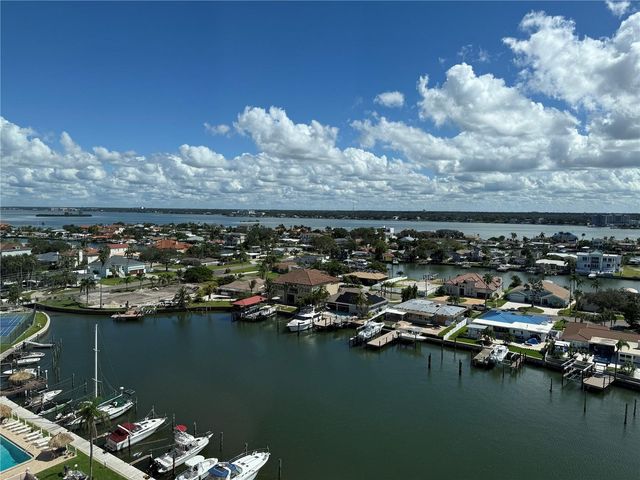 31 ISLAND WAY 1107, Clearwater Beach, FL 33767