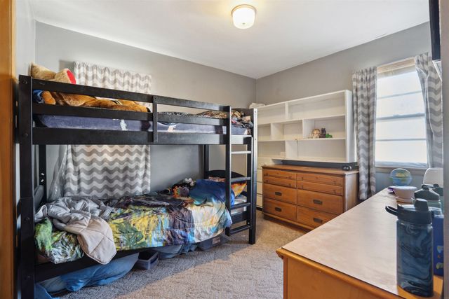 7212 La Porte Road, Washburn, IA 50702