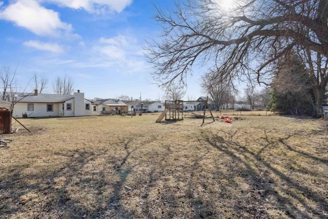 7212 La Porte Road, Washburn, IA 50702