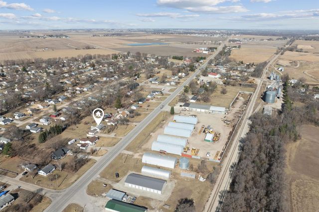 7212 La Porte Road, Washburn, IA 50702