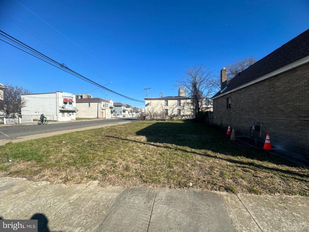 45 N MASSACHUSETTS AVE, Atlantic City, NJ 08401