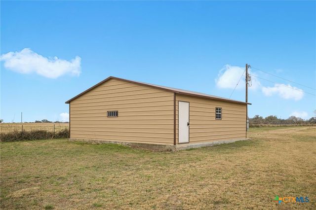 2610 Wendel Road, Meyersville, TX 77974