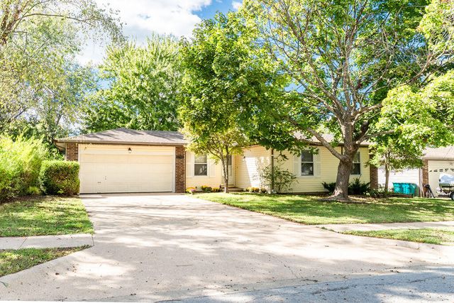 5783 South Franklin Avenue, Springfield, MO 65810