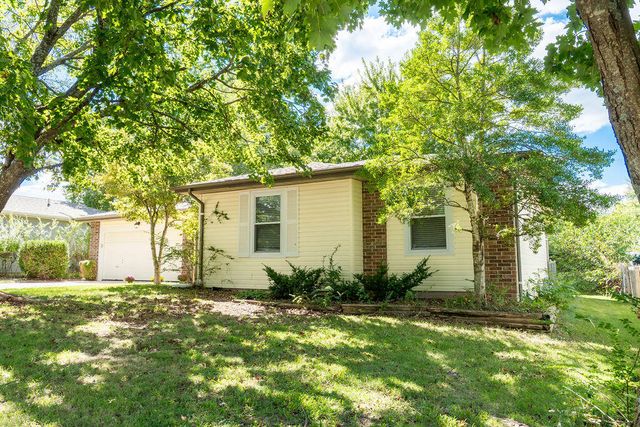 5783 South Franklin Avenue, Springfield, MO 65810