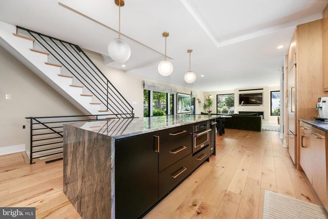 14 E CRYSTAL LAKE AVE, Haddon Township, NJ 08108