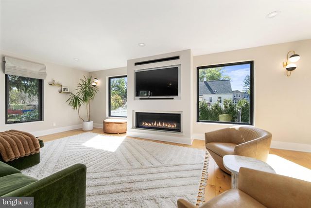 14 E CRYSTAL LAKE AVE, Haddon Township, NJ 08108