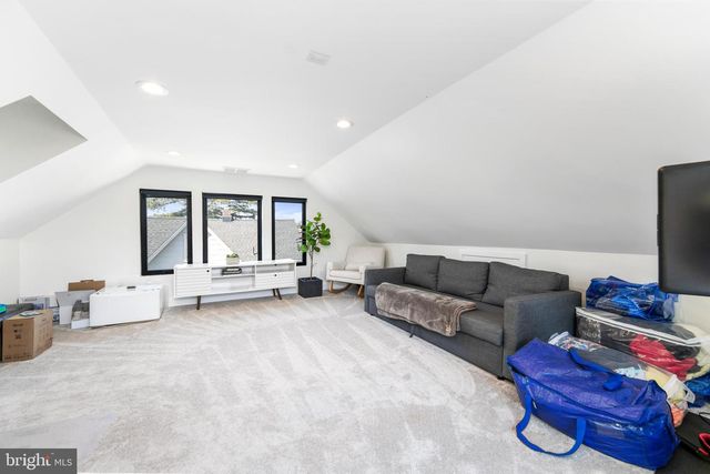 14 E CRYSTAL LAKE AVE, Haddon Township, NJ 08108
