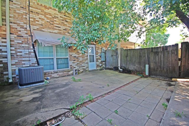1503 Cedar Cove Street, La Porte, TX 77571