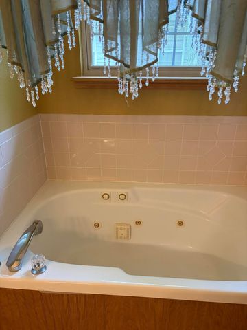 3704 N 10th Street, Ozark, MO 65721