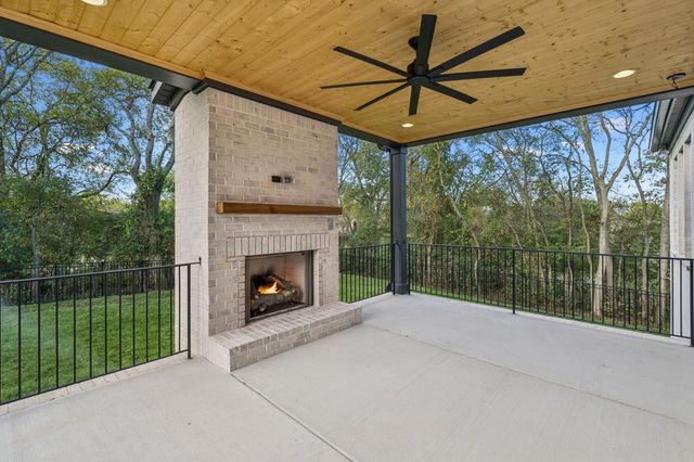 859 Brook Trl, Lebanon, TN 37087