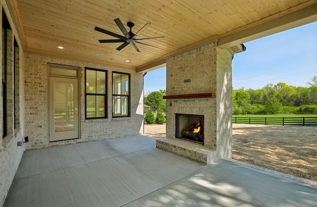 859 Brook Trl, Lebanon, TN 37087