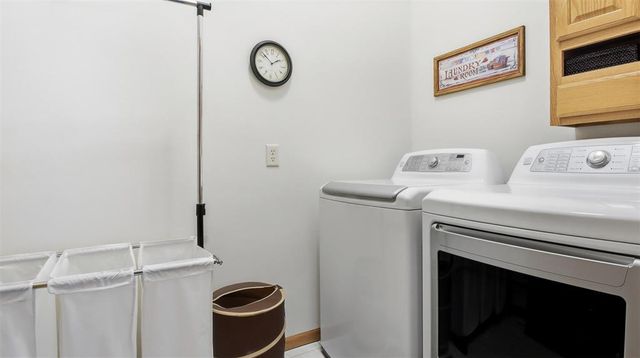 1196 Evergreen Lane, Chippewa Falls, WI 54729