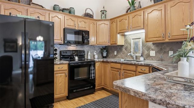 1196 Evergreen Lane, Chippewa Falls, WI 54729