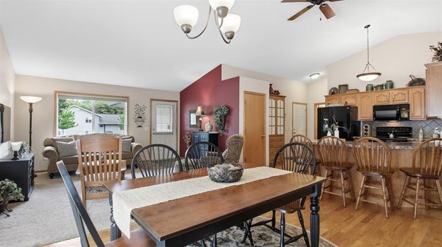 1196 Evergreen Lane, Chippewa Falls, WI 54729