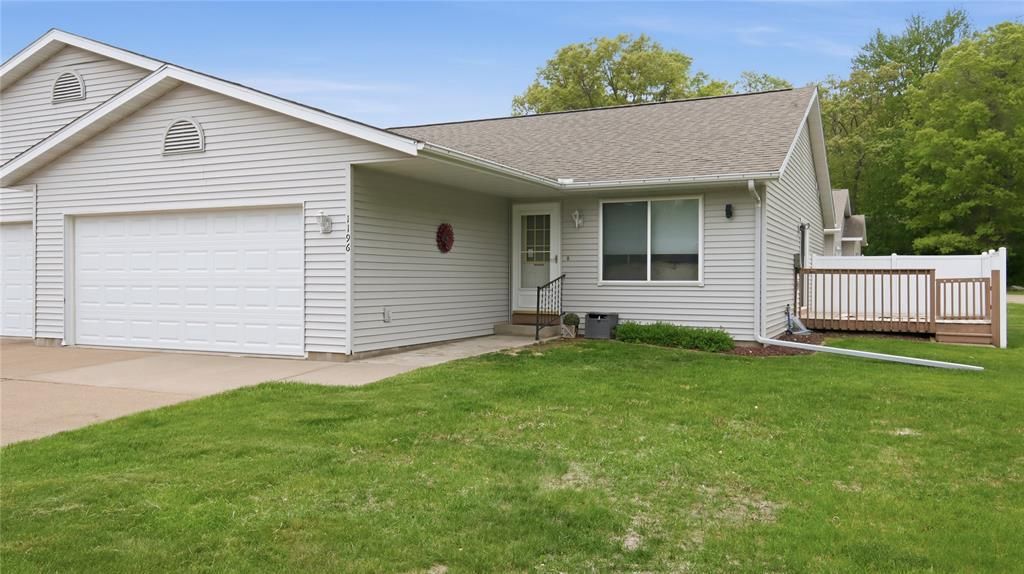 1196 Evergreen Lane, Chippewa Falls, WI 54729