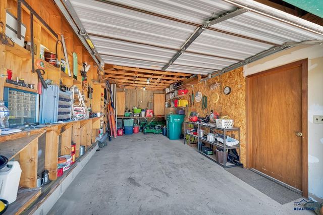 11775 PROSPECT RD, Hill City, SD 57745