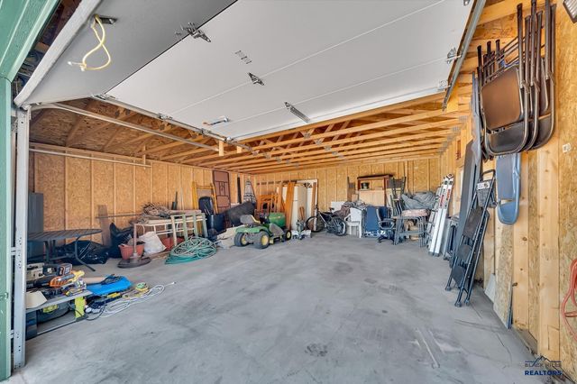 11775 PROSPECT RD, Hill City, SD 57745