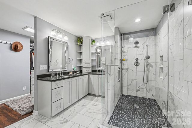 533 King Edward Road, Charlotte, NC 28211