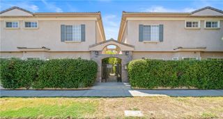 11808 Riverside Drive 3, Valley Village, CA 91607