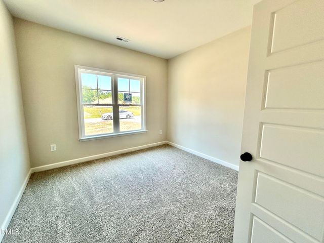 3715 Huntcliff Drive, La Grange, NC 28551