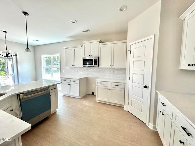 3715 Huntcliff Drive, La Grange, NC 28551