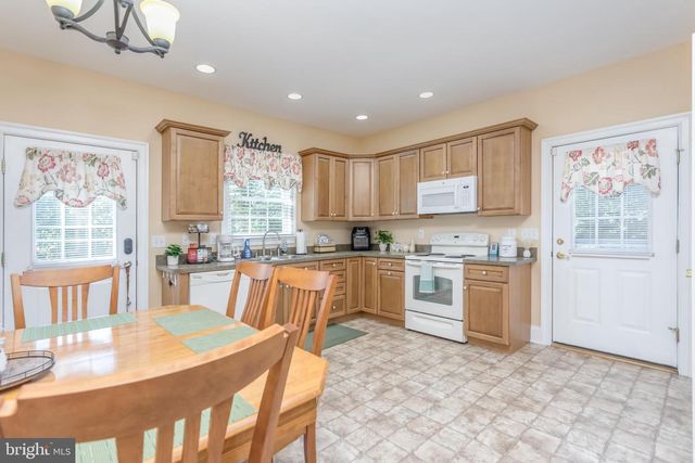 181 RIDINGS MILL RD, Stephens City, VA 22655