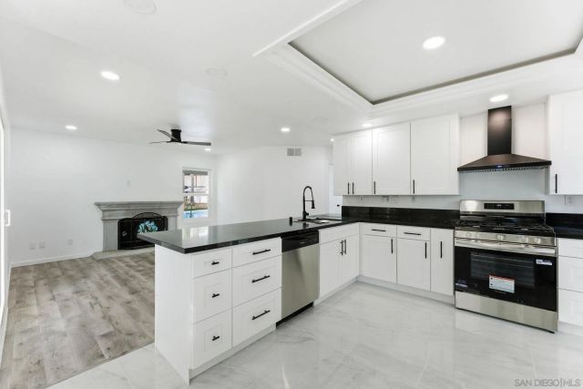 13625 Darryl Ct, El Cajon, CA 92021