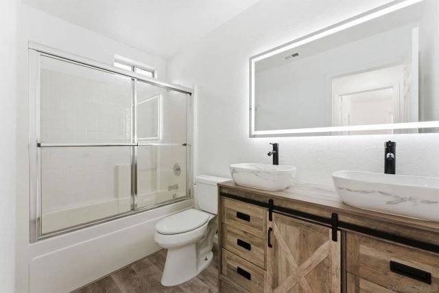 13625 Darryl Ct, El Cajon, CA 92021