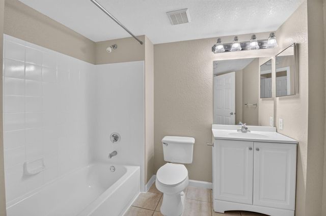 15135 Michelangelo Boulevard 303, Delray Beach, FL 33446