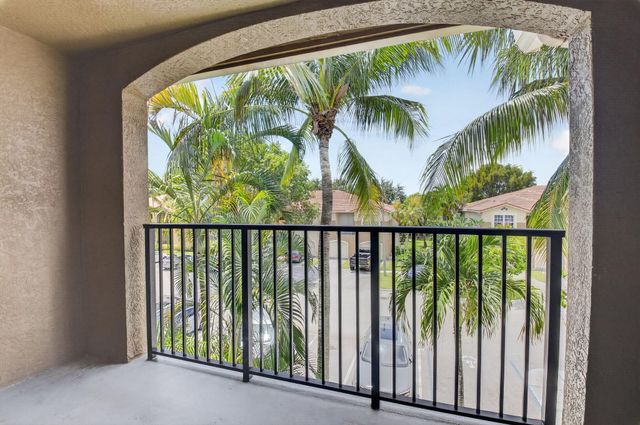 15135 Michelangelo Boulevard 303, Delray Beach, FL 33446