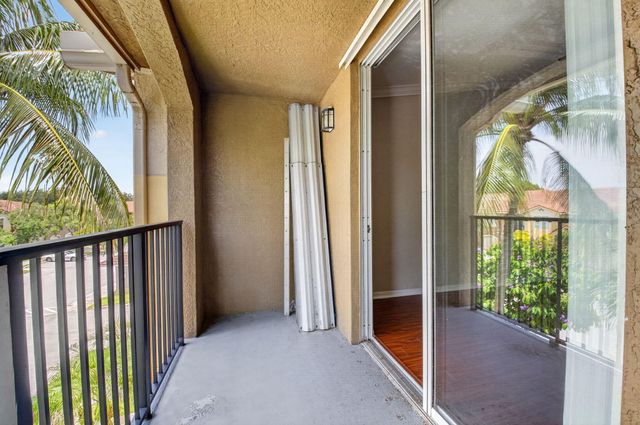 15135 Michelangelo Boulevard 303, Delray Beach, FL 33446