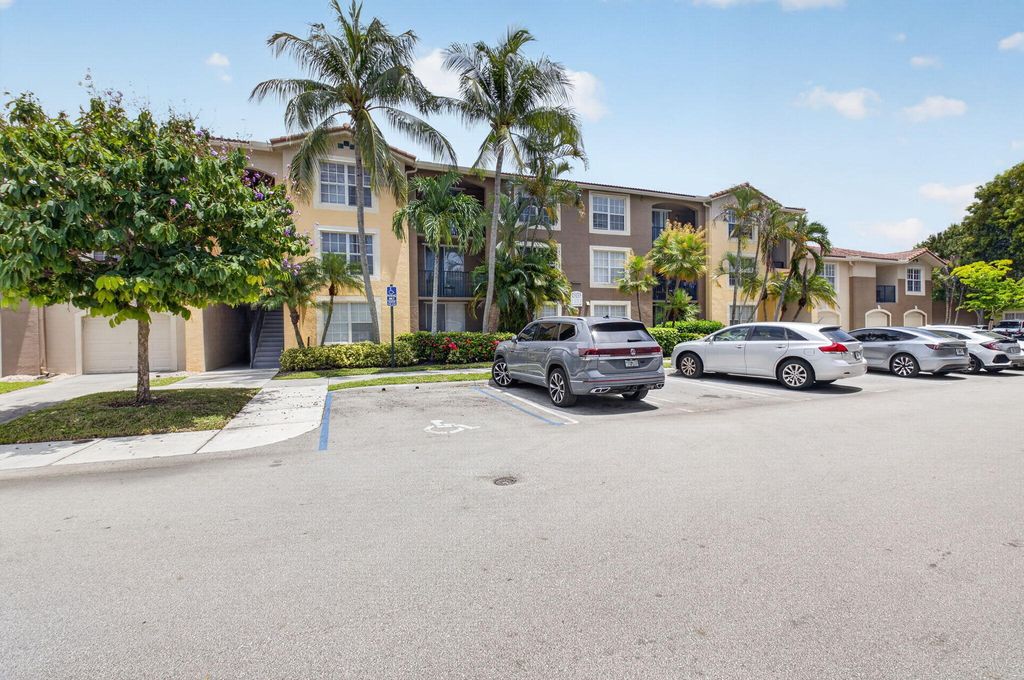 15135 Michelangelo Boulevard 303, Delray Beach, FL 33446