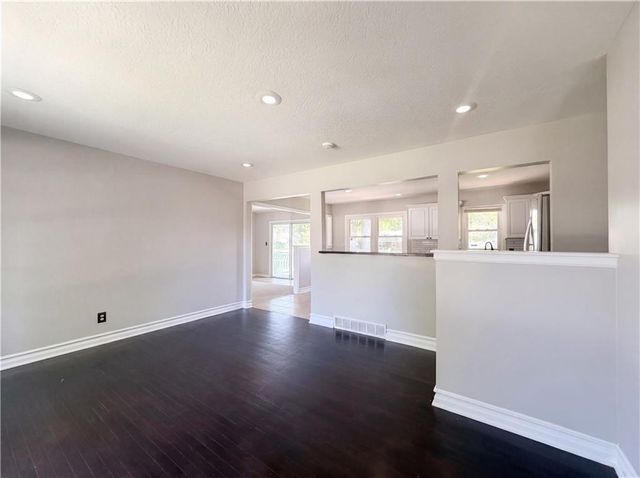 3809 S Drumm Avenue, Independence, MO 64055