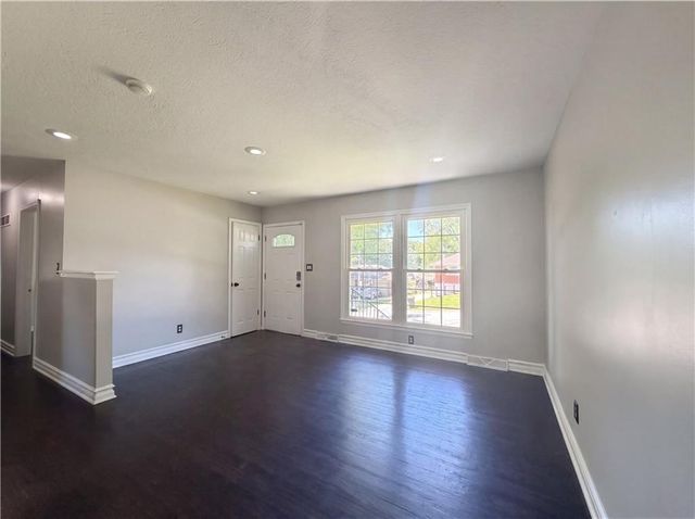 3809 S Drumm Avenue, Independence, MO 64055
