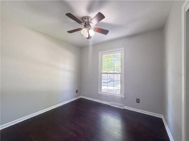 3809 S Drumm Avenue, Independence, MO 64055