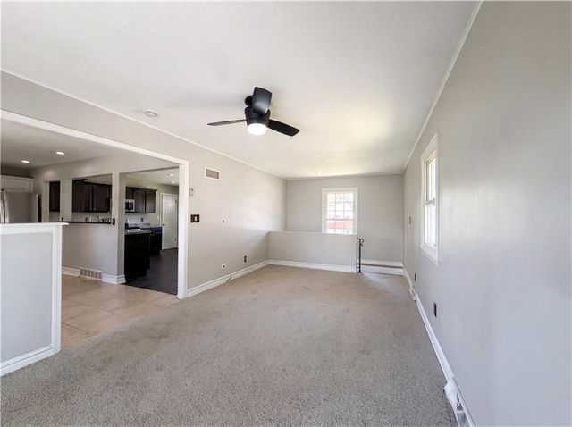3809 S Drumm Avenue, Independence, MO 64055