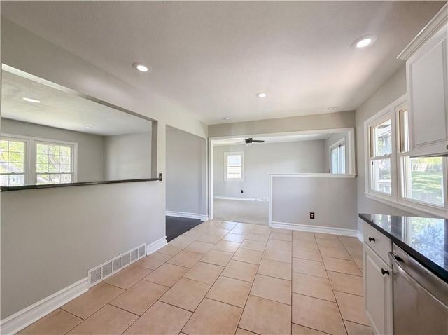 3809 S Drumm Avenue, Independence, MO 64055
