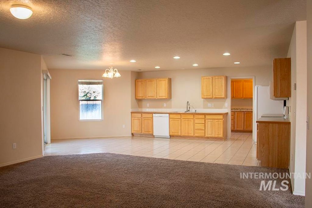 37 N Willow Wind Way, Nampa, ID 83651 photo 4