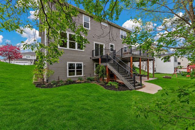 9289 Summerlin Court, Woodbury, MN 55129